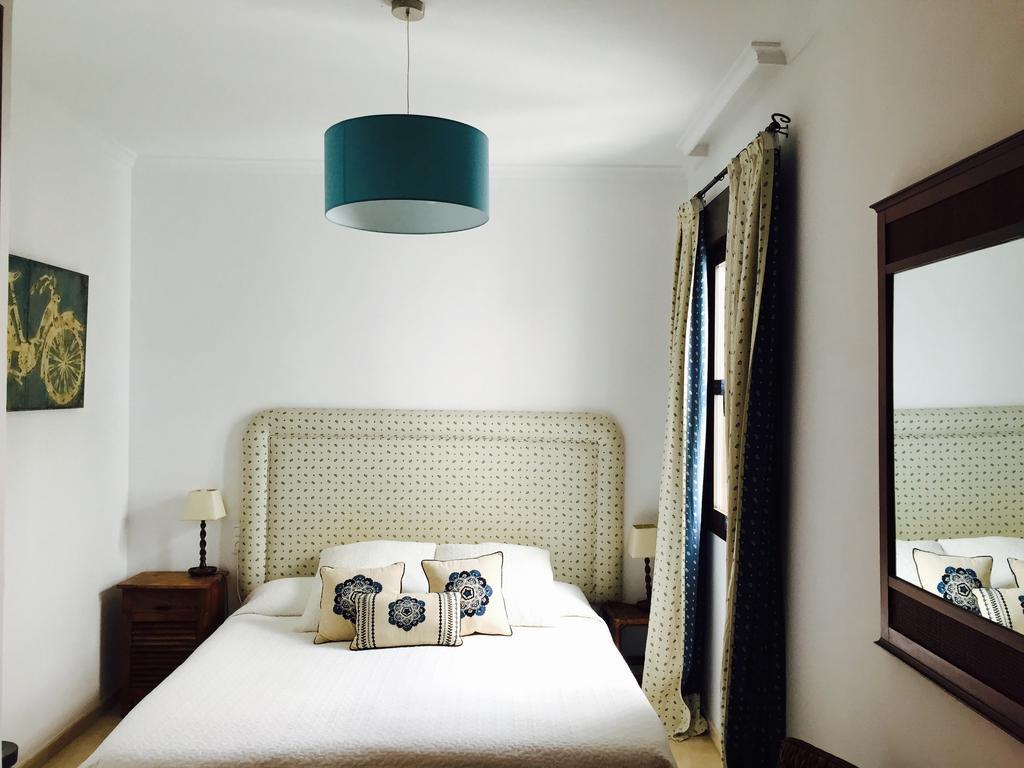 Apartament Penthouse Puerta De La Juderia Kordoba Zewnętrze zdjęcie